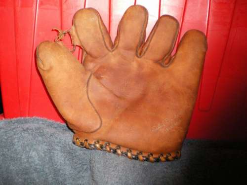 School Boy Rowe Front